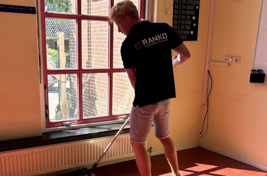 IMG_1161 Schoonmaakmedewerker Scholen en BSO's